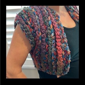 Rainbow colored yarn fabric braided coverlette vintage shoulder shrug